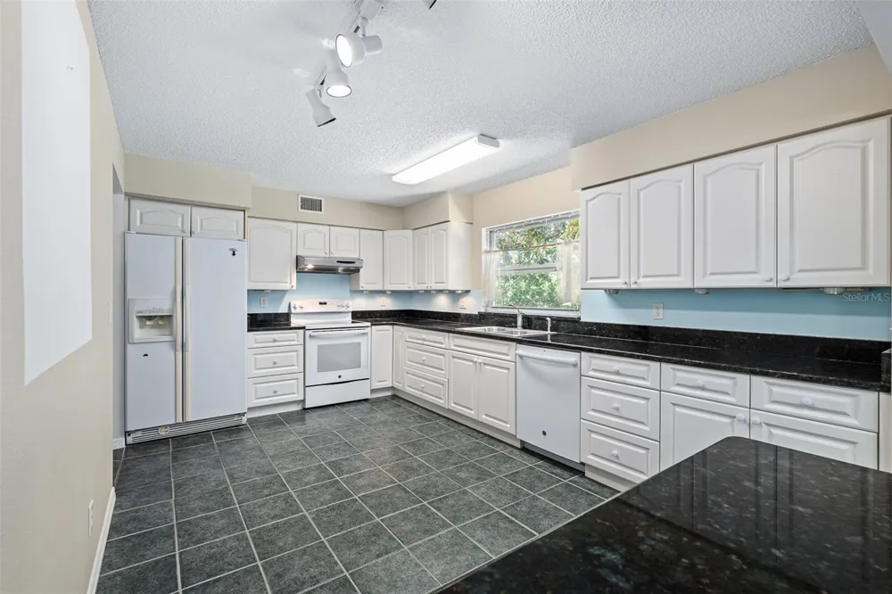 5902 KENDREW DRIVE Port Orange, FL 32127