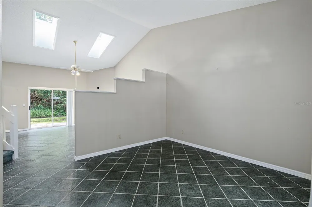 5902 KENDREW DRIVE Port Orange, FL 32127