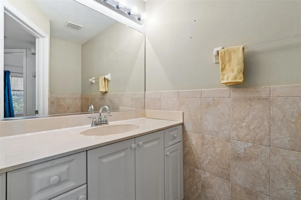 5902 KENDREW DRIVE Port Orange, FL 32127