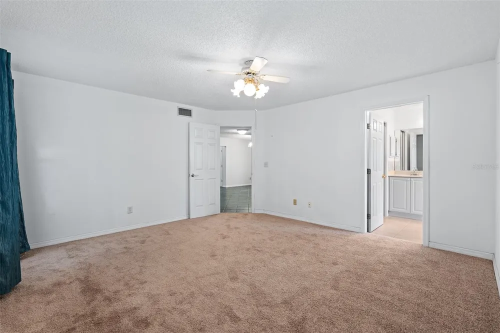 5902 KENDREW DRIVE Port Orange, FL 32127