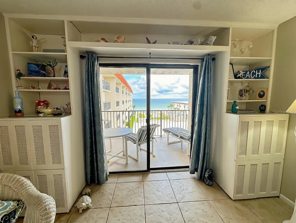 4301 S ATLANTIC AVENUE #402 New Smyrna Beach, FL 32169