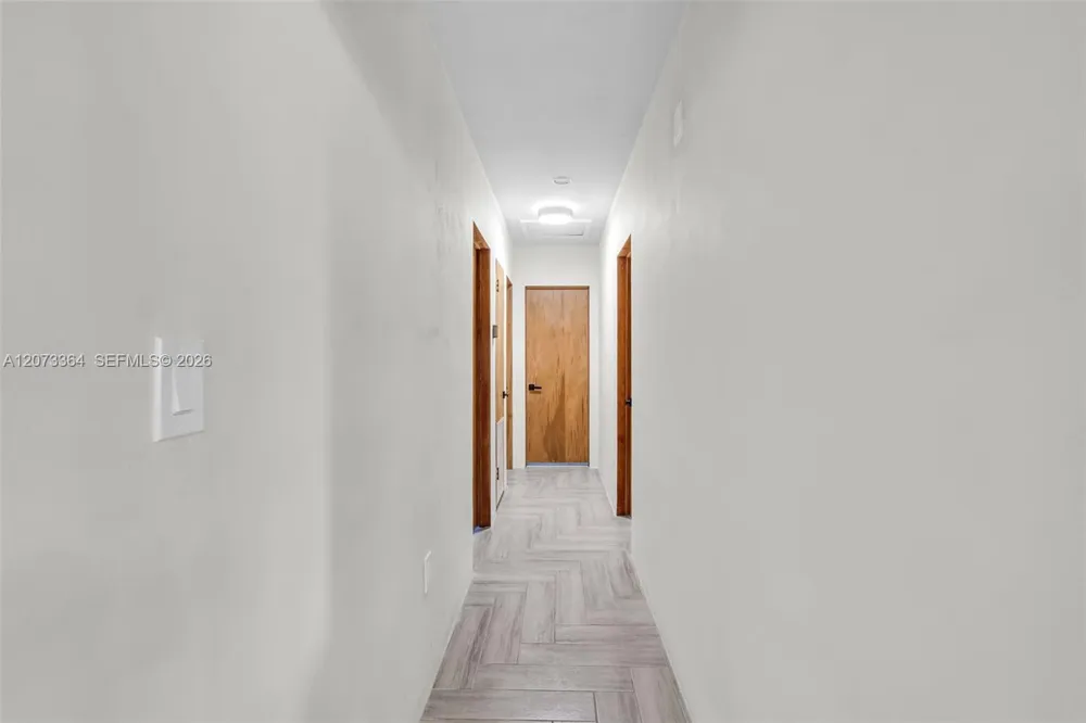 535 Biscayne River Dr Miami, FL 33169