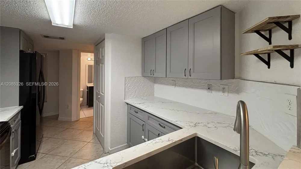 1186 NW 123rd Ct #109 Miami, FL 33182