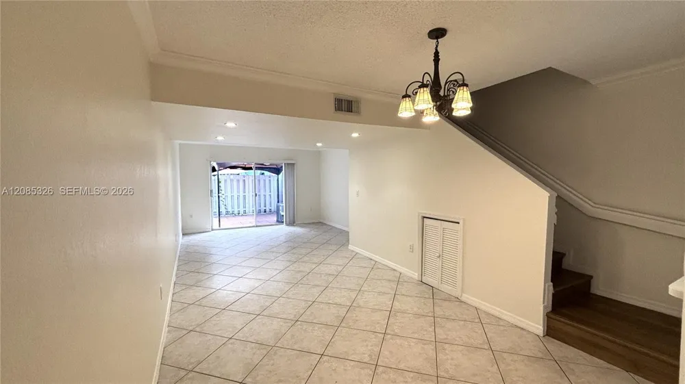 1186 NW 123rd Ct #109 Miami, FL 33182