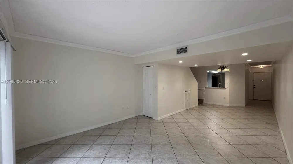1186 NW 123rd Ct #109 Miami, FL 33182