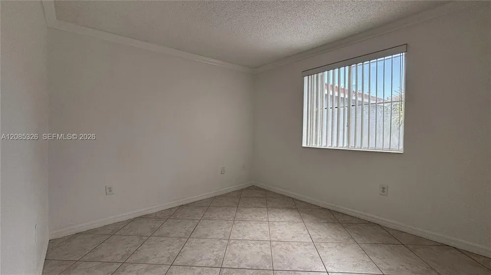 1186 NW 123rd Ct #109 Miami, FL 33182