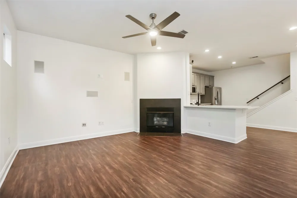3406 Menchaca Road #19 Austin, TX 78704
