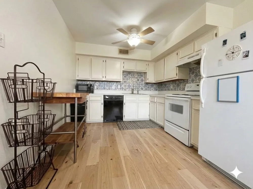 4511 Avenue B #B Austin, TX 78751