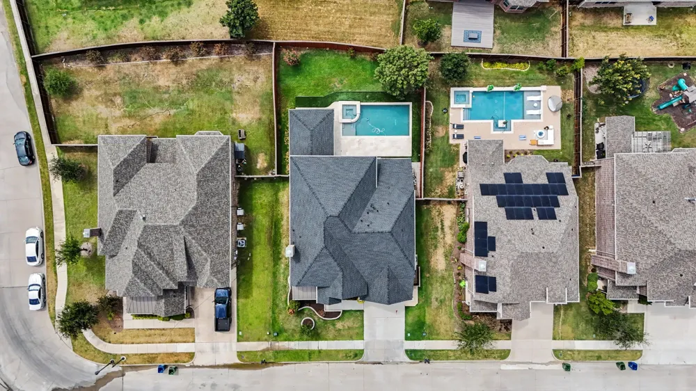 3744 Manchester The Colony, TX 75056