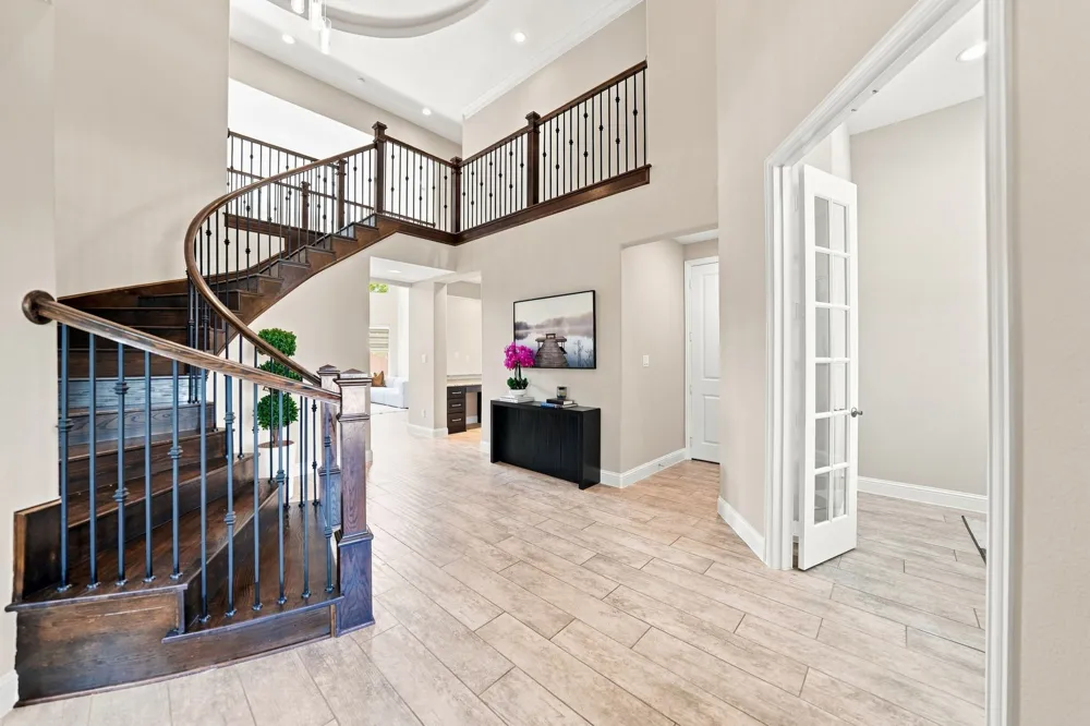 3744 Manchester The Colony, TX 75056