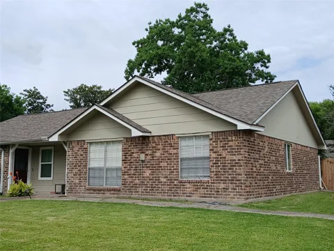 3807 Quiet Place Drive