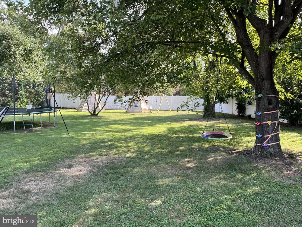 9621 WELLINGTON STREET Lanham, MD 20706