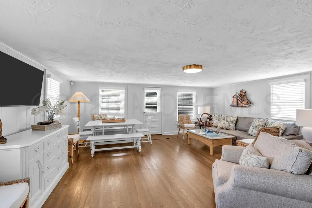 204 Monroe Avenue Spring Lake, NJ 07762