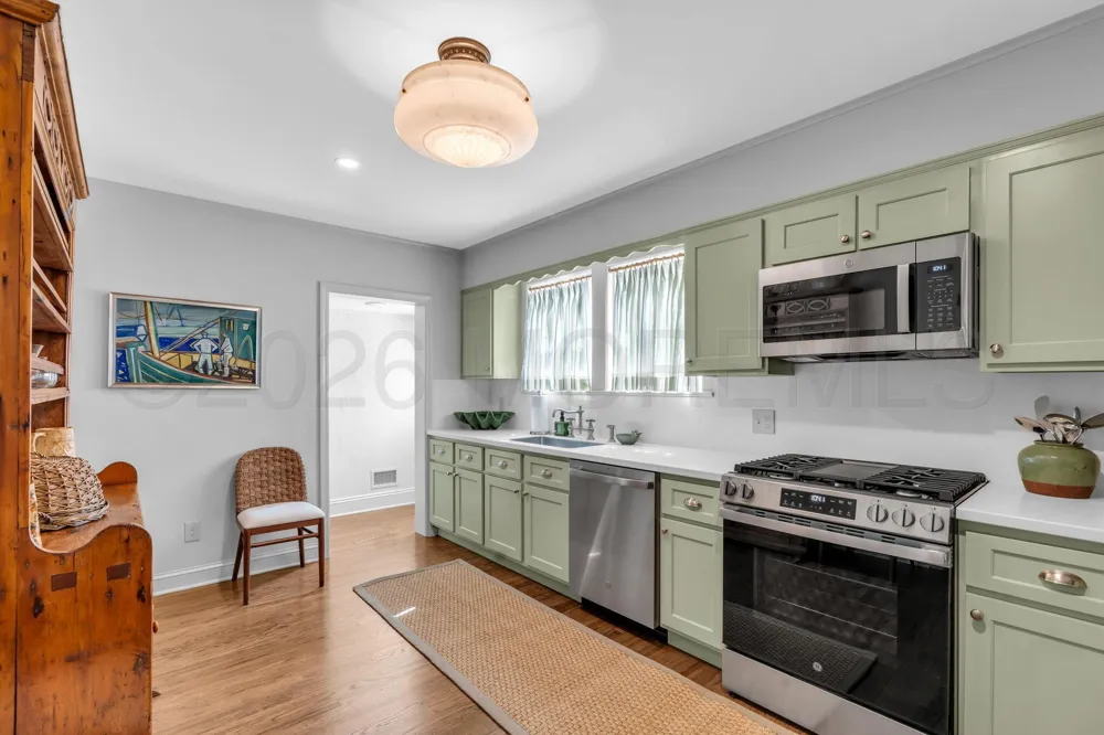 204 Monroe Avenue Spring Lake, NJ 07762