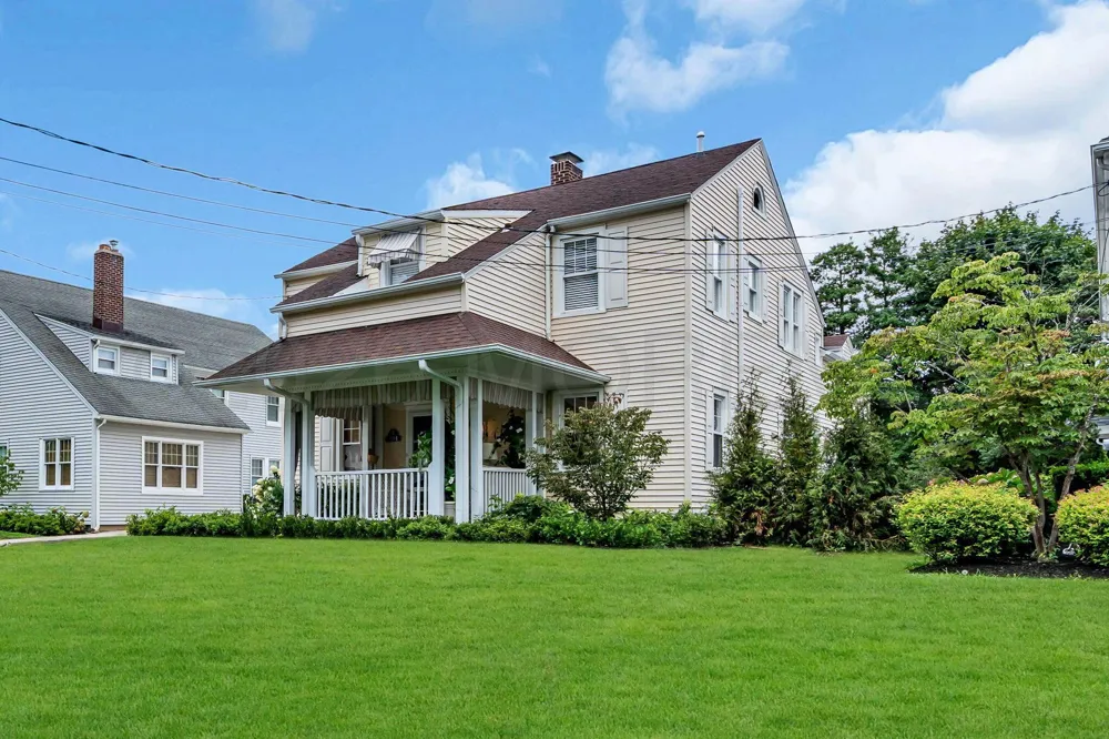 204 Monroe Avenue Spring Lake, NJ 07762