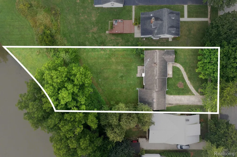245 Anderson Avenue Croswell City, MI 48422