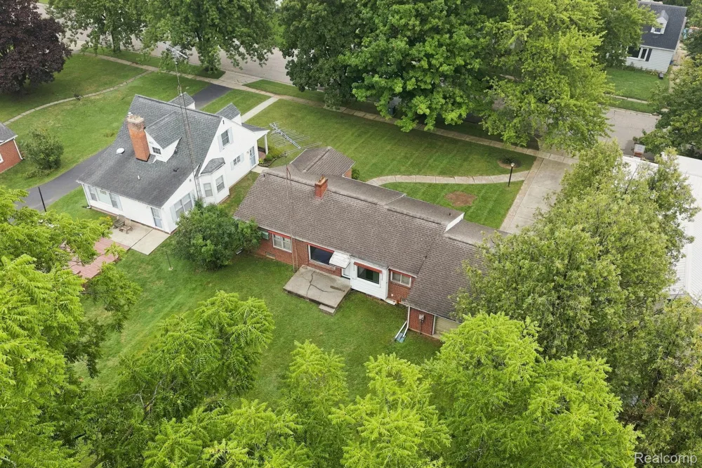 245 Anderson Avenue Croswell City, MI 48422