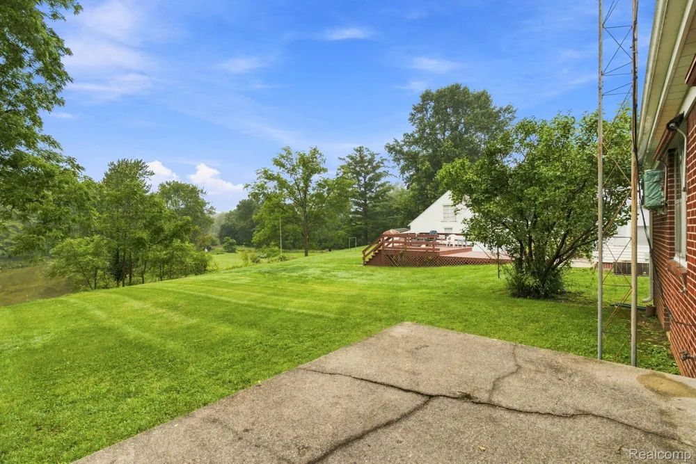 245 Anderson Avenue Croswell City, MI 48422