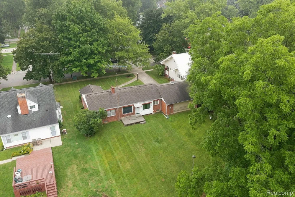 245 Anderson Avenue Croswell City, MI 48422