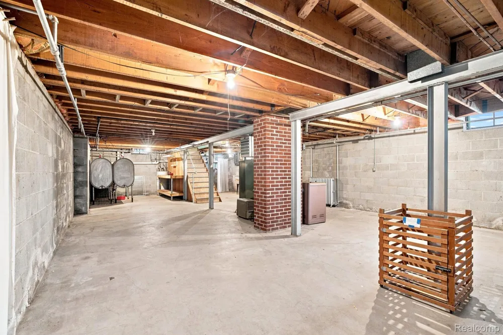 245 Anderson Avenue Croswell City, MI 48422