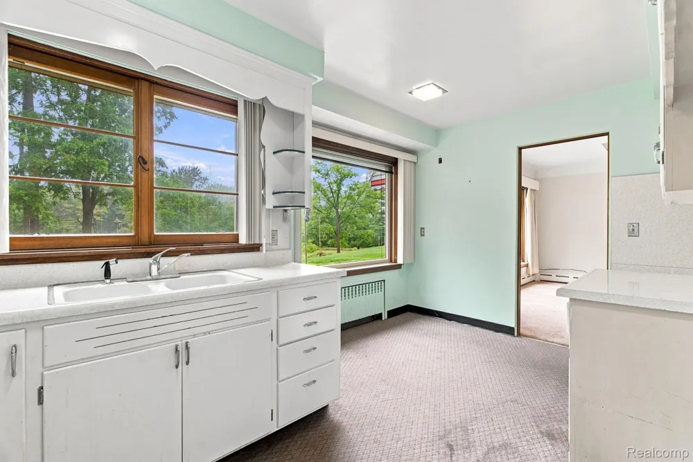 245 Anderson Avenue Croswell City, MI 48422