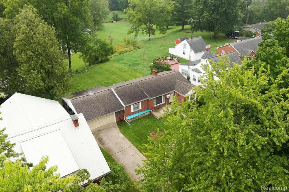 245 Anderson Avenue Croswell City, MI 48422