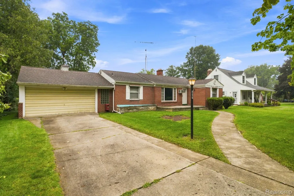 245 Anderson Avenue Croswell City, MI 48422