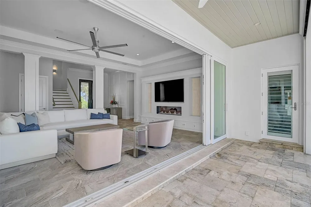 101 SEAGULL LANE Sarasota, FL 34236