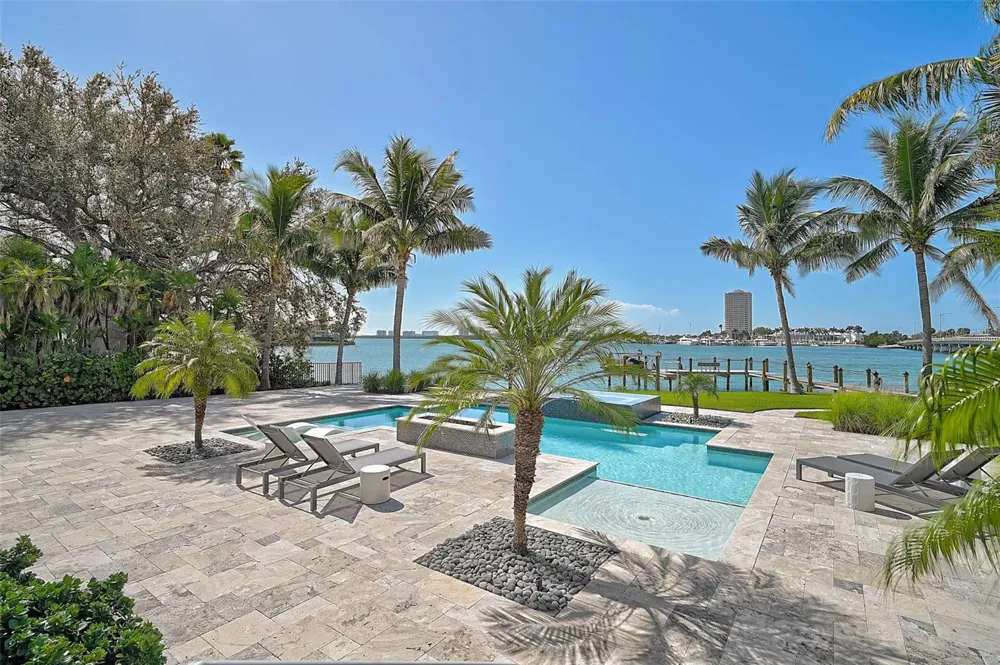 101 SEAGULL LANE Sarasota, FL 34236