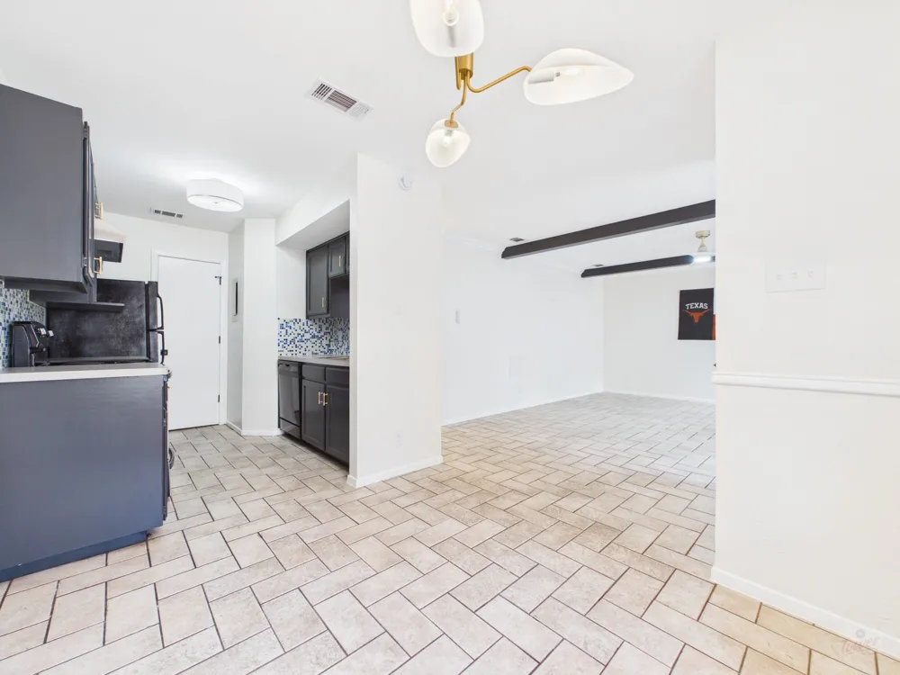 2907 Pearl Street #102 Austin, TX 78705