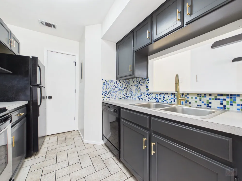 2907 Pearl Street #102 Austin, TX 78705