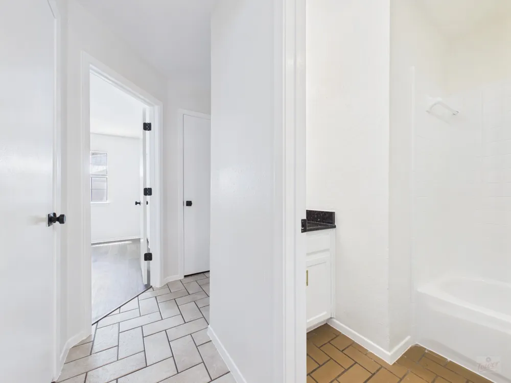 2907 Pearl Street #102 Austin, TX 78705
