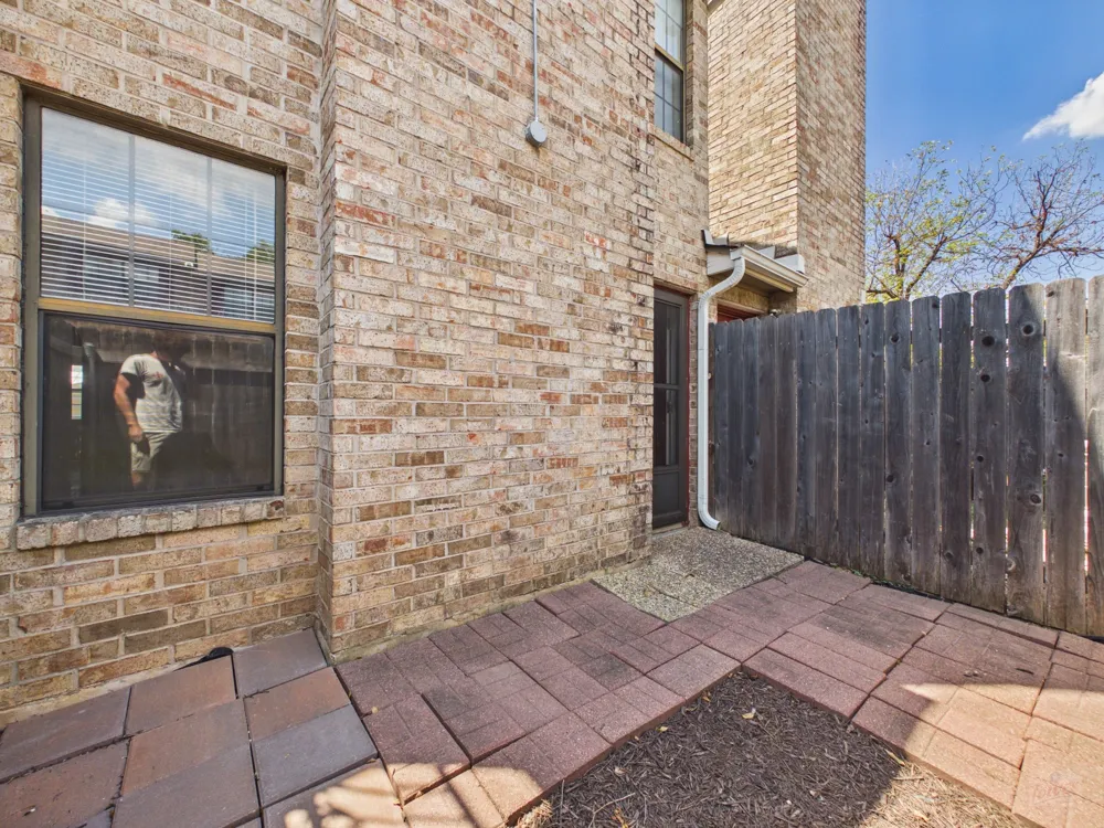 2907 Pearl Street #102 Austin, TX 78705