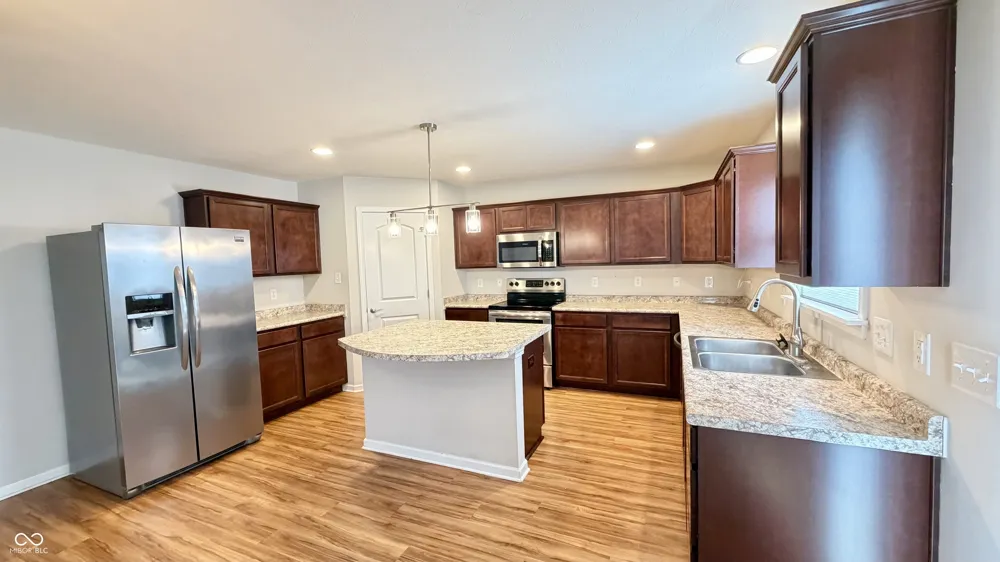 4687 Westchester Drive Columbus, IN 47203