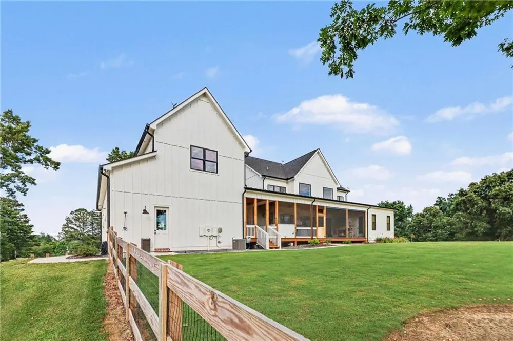1910 Carlan Road Jasper, GA 30143