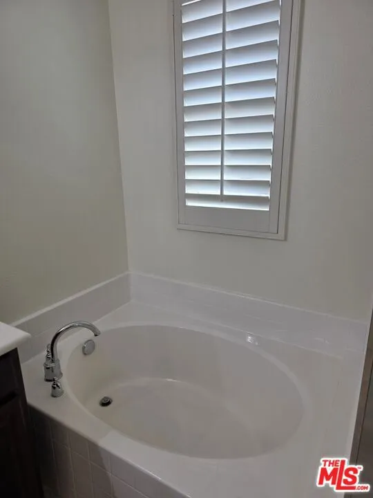 15916 Begonia Avenue Chino, CA 91708
