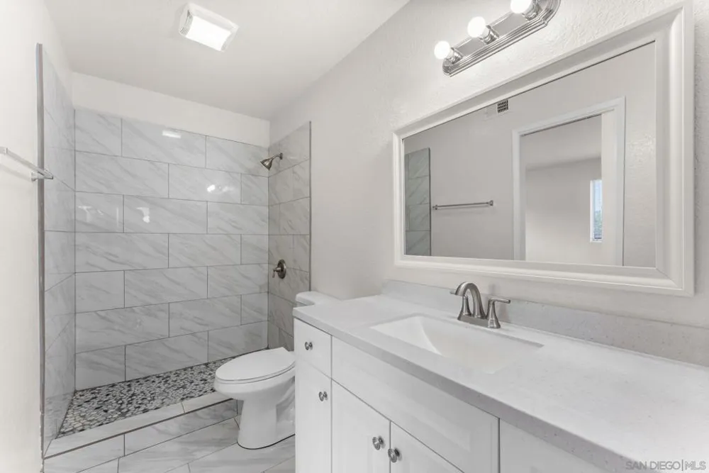 2018 Hawkins Way Spring Valley, CA 91977