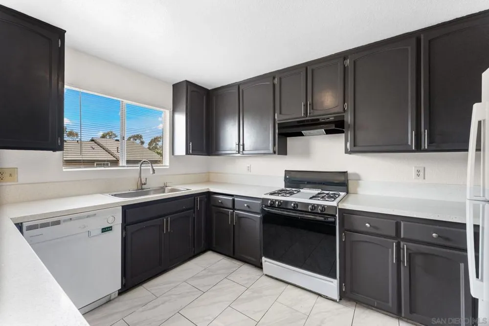 2018 Hawkins Way Spring Valley, CA 91977