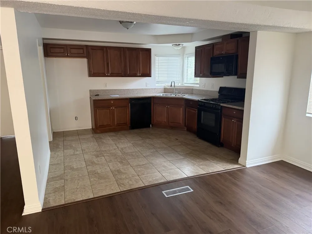 3621 Division Los Angeles, CA 90065