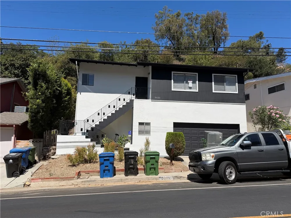 3621 Division Los Angeles, CA 90065