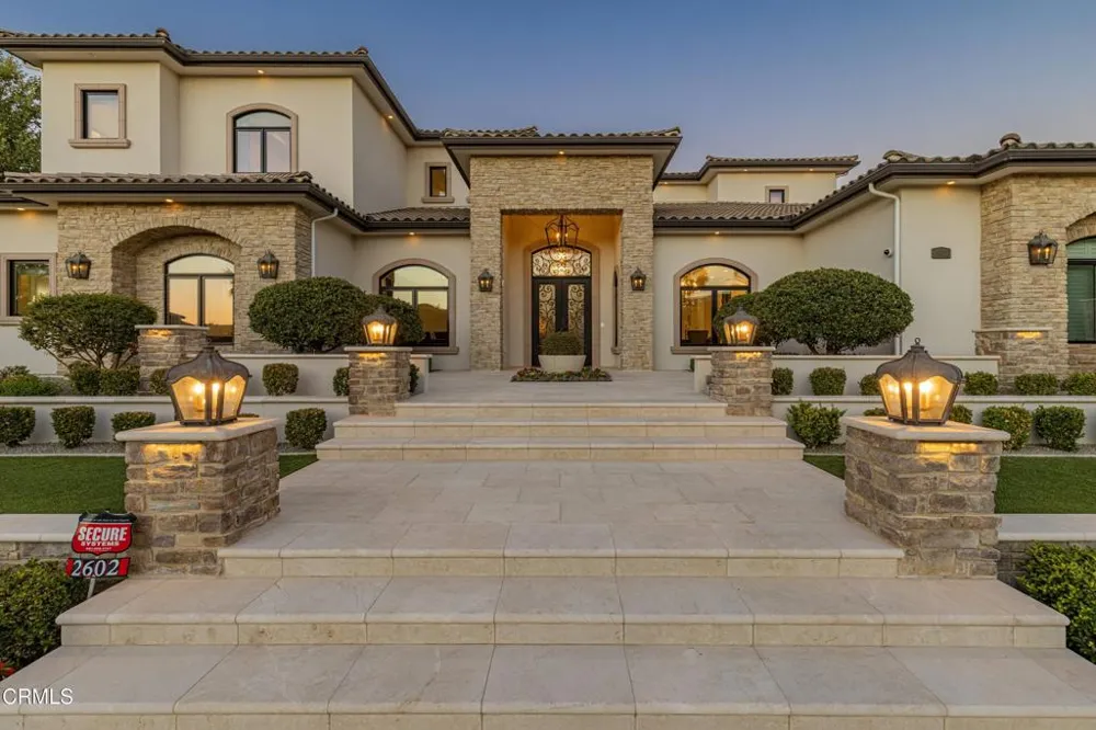 2602 Brighton Park Drive Bakersfield, CA 93311
