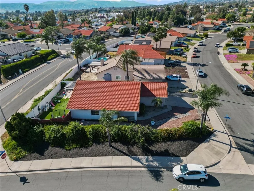 39769 Firethorn Court Murrieta, CA 92563