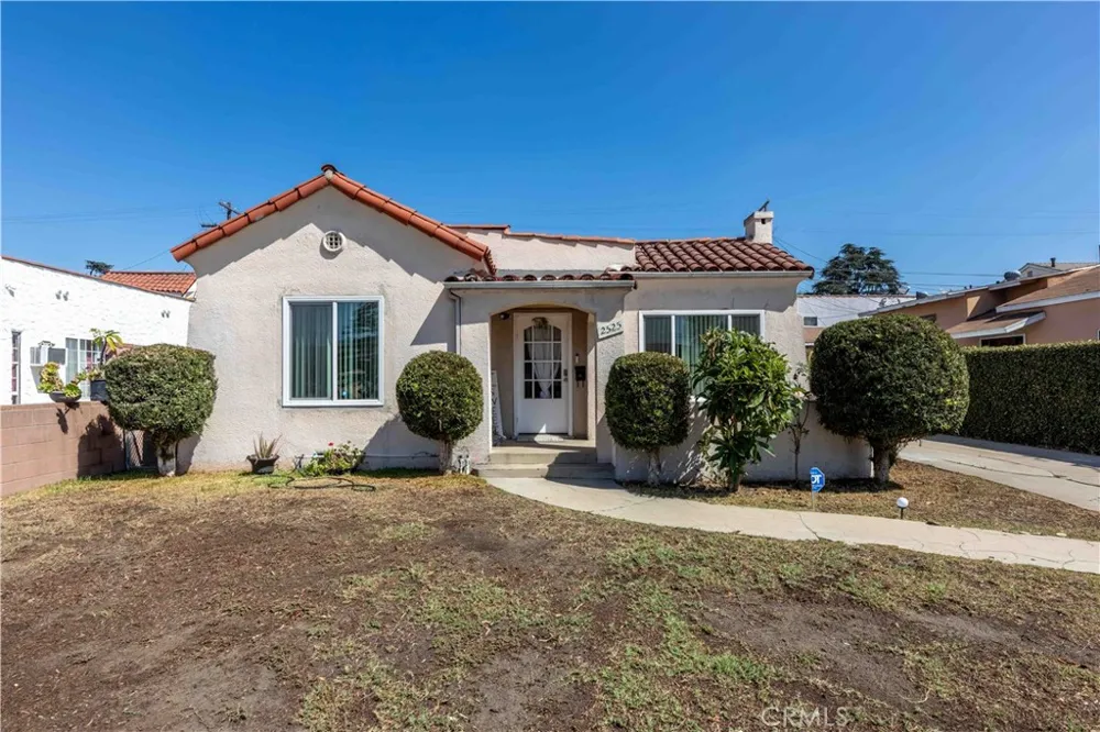 2525 Broadway Huntington Park, CA 90255
