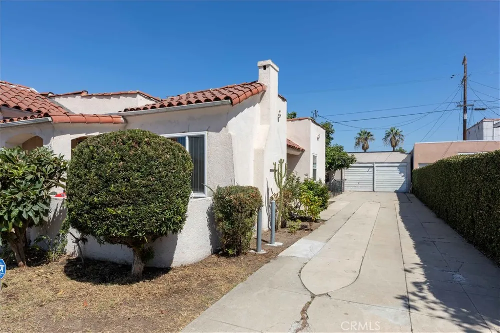 2525 Broadway Huntington Park, CA 90255