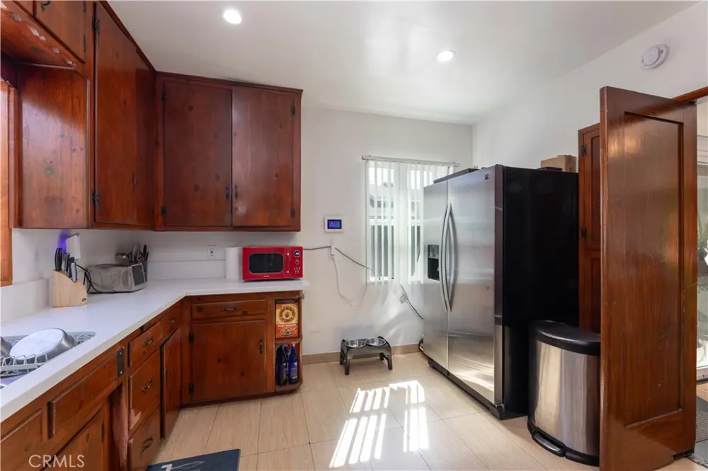 2525 Broadway Huntington Park, CA 90255