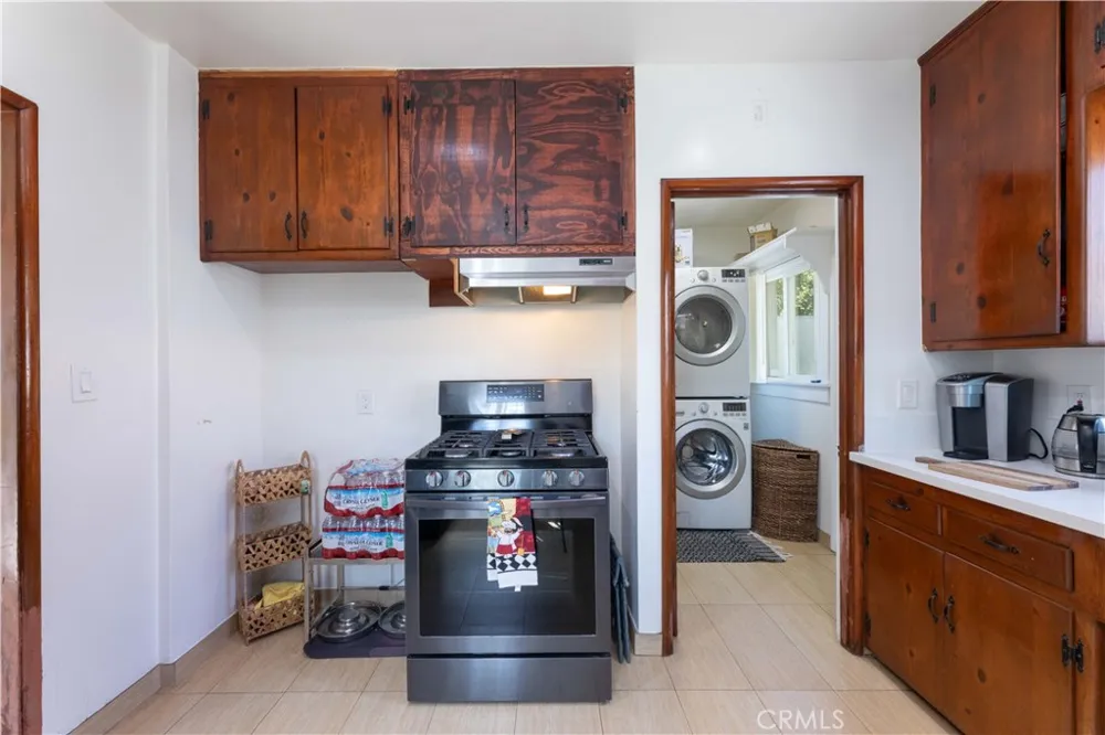 2525 Broadway Huntington Park, CA 90255