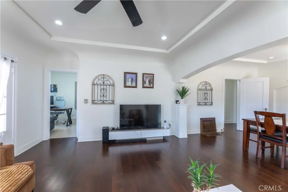 2525 Broadway Huntington Park, CA 90255
