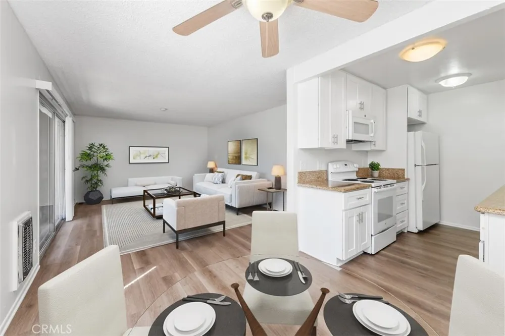 3162 Via Alicante #B La Jolla, CA 92037
