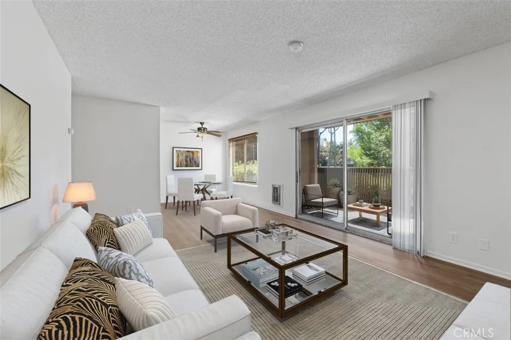 3162 Via Alicante #B La Jolla, CA 92037