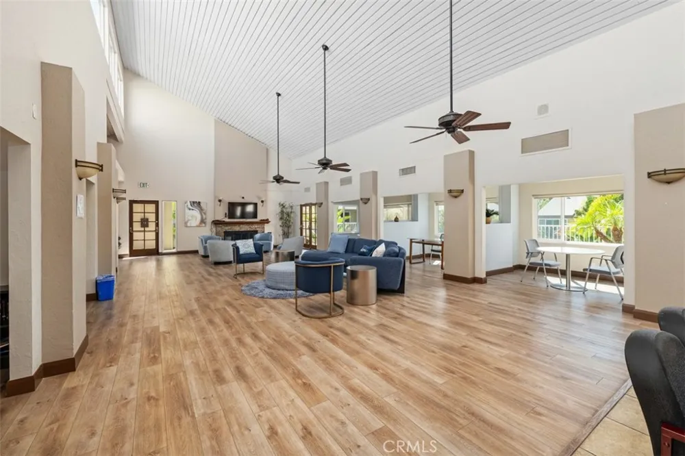 3162 Via Alicante #B La Jolla, CA 92037